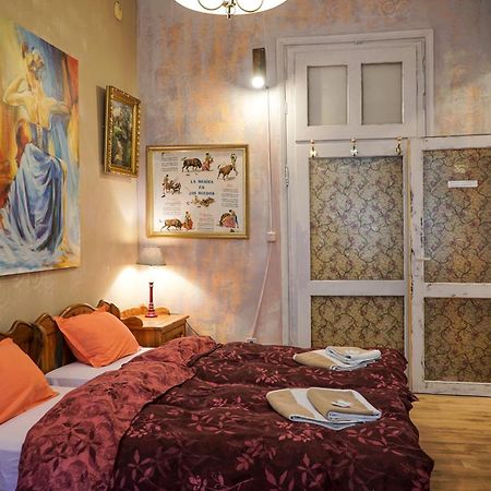 Rooster Hostel Tırnova Dış mekan fotoğraf