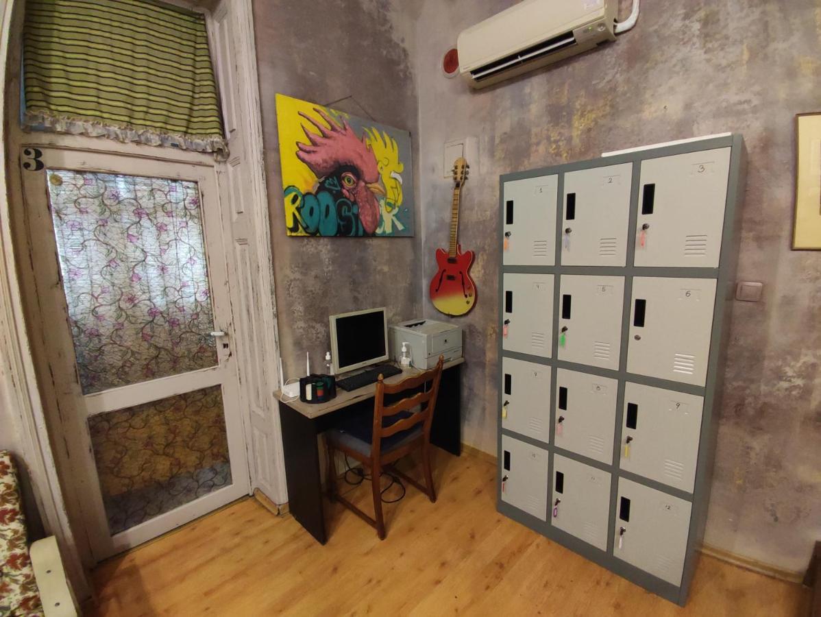 Rooster Hostel Tırnova Dış mekan fotoğraf