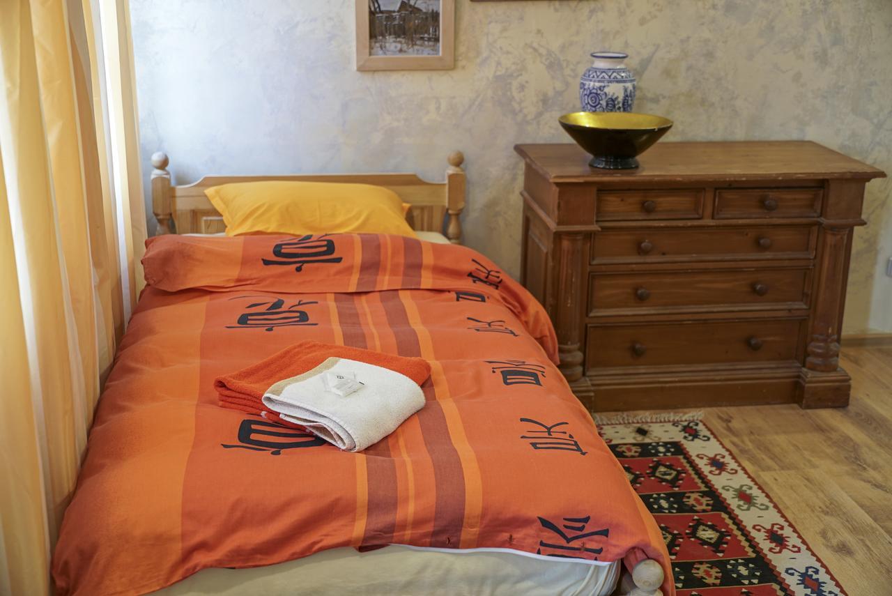 Rooster Hostel Tırnova Dış mekan fotoğraf